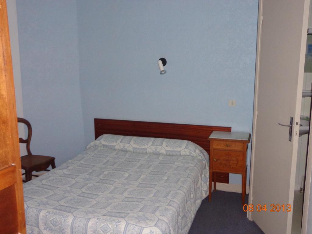 Hôtel Hélios Lourdes Habitación foto